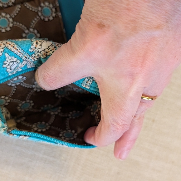 Vera Bradley Turquoise and Cream Patterned Wallet - Picture 3 of 4